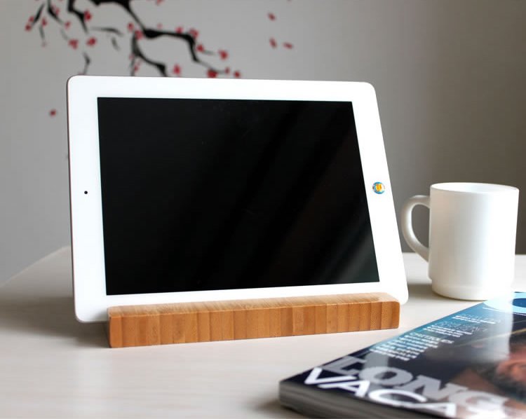 Bamboo Tablet Stand