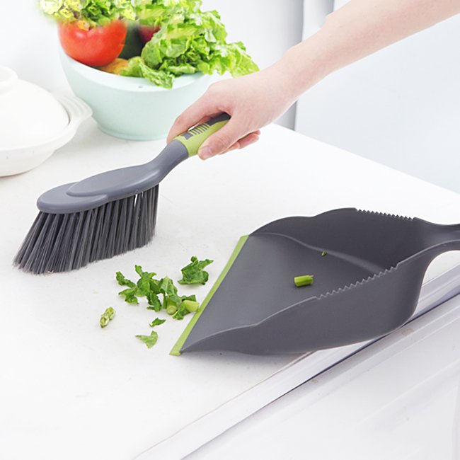 Desktop Broom Set