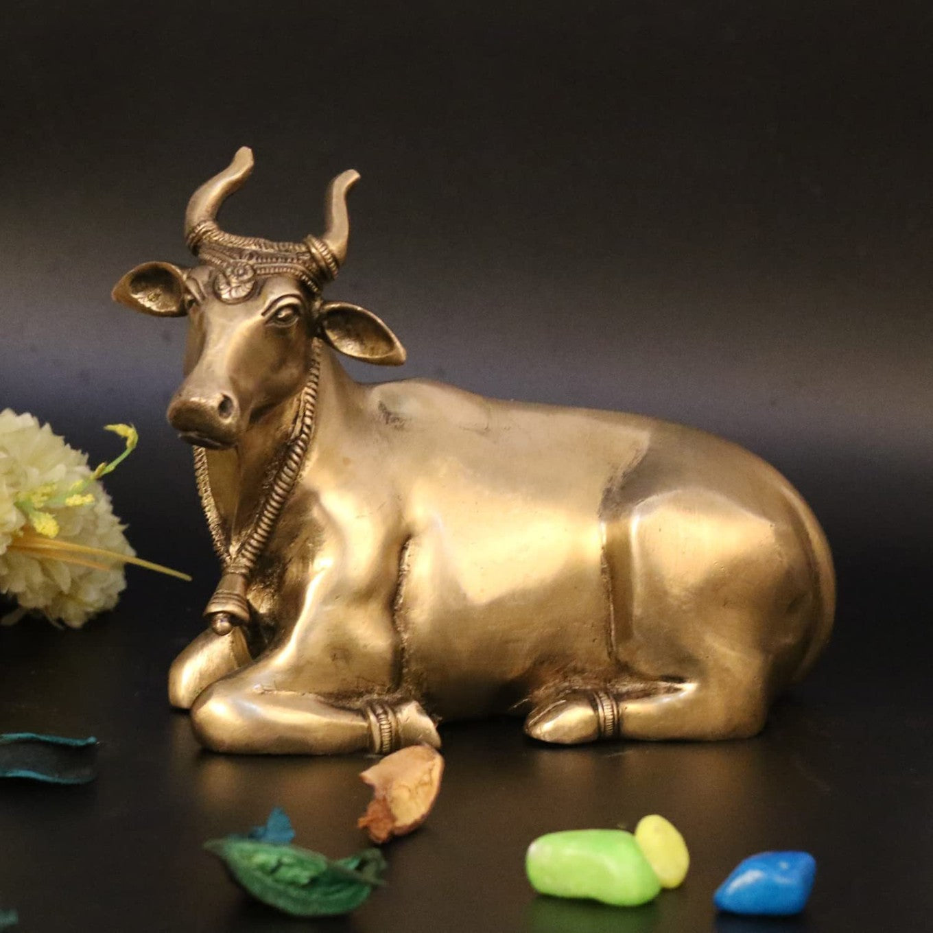 Bull for Pooja and Home Decoration Showpiece Décor Office Temple